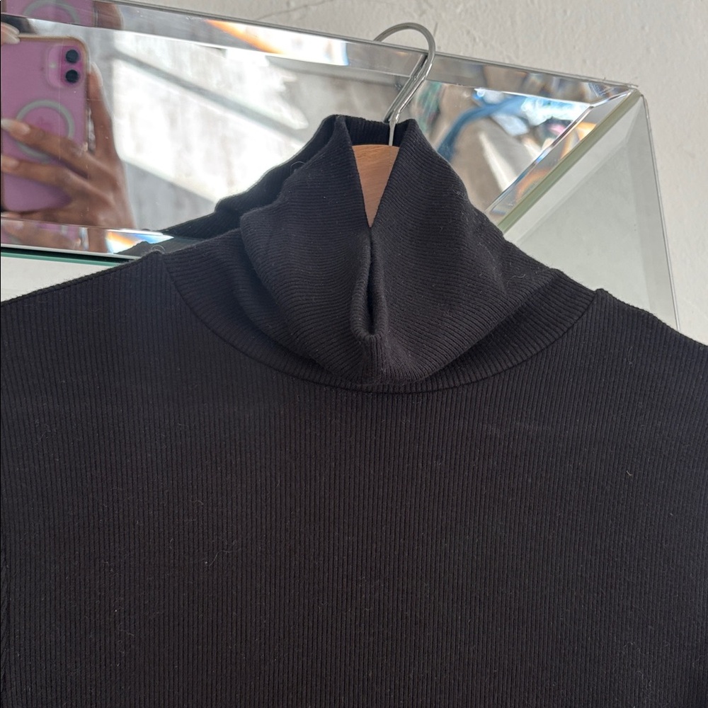 Eterne Classic Black Ribbed Dress - Picture 5 of 9